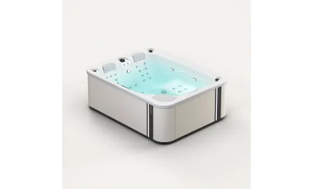 Spa Touch , небольшая джакузи на открытом воздухе - Aquavia Spa