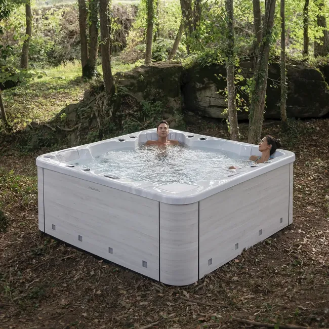 Spa Velvet , 5-seater built-in jacuzzi - Aquavia Spa