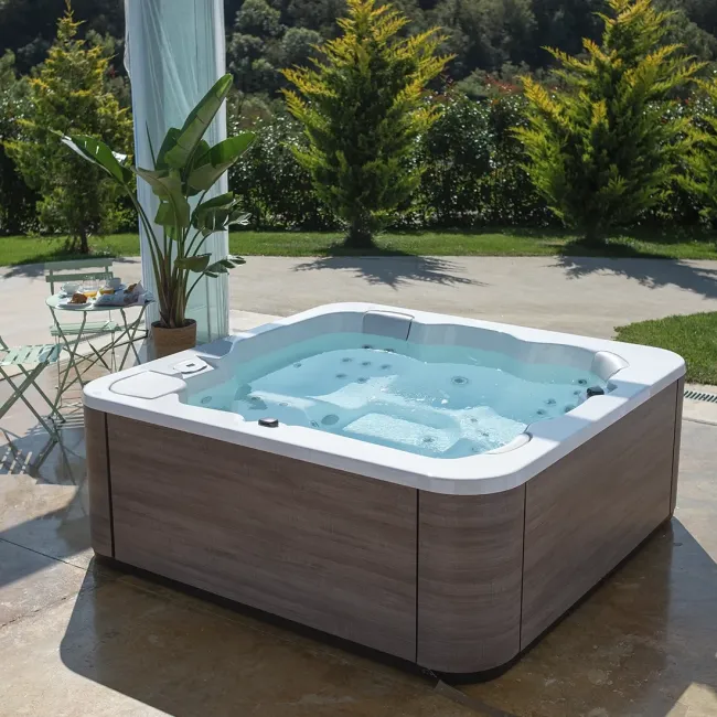 Spa Aqualife 5, jacuzzi exterior e interior 5 plazas - Aquavia Spa