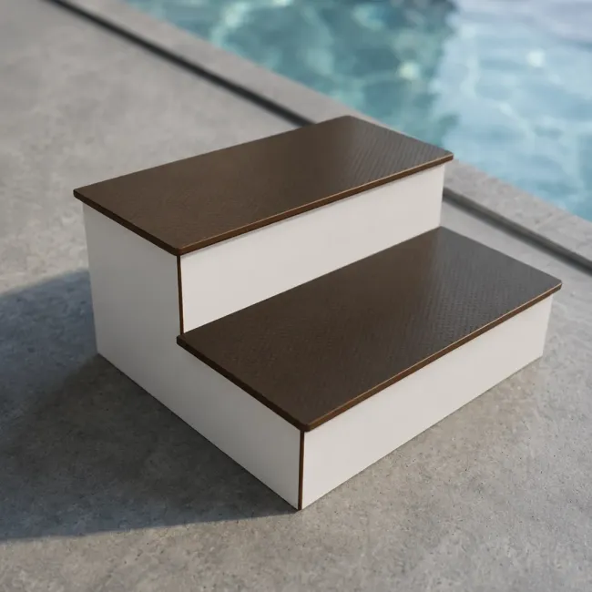 Escalera Dune para spa | Diseño y acceso seguro para tu spa