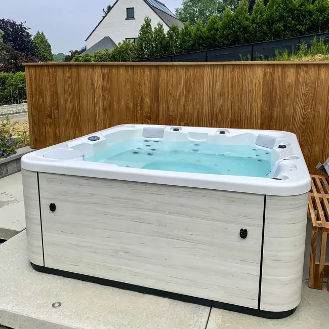 Pulse Spa, 6-seater outdoor or indoor jacuzzi - Aquavia Spa