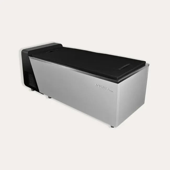 Kylmähyppy: Ammattimainen jääkylpy 0°C:ssa urheilullisen palautumisen tueksi