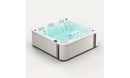 Touch5 Spa, vanjski jacuzzi s 5 sjedala - Aquavia Spa