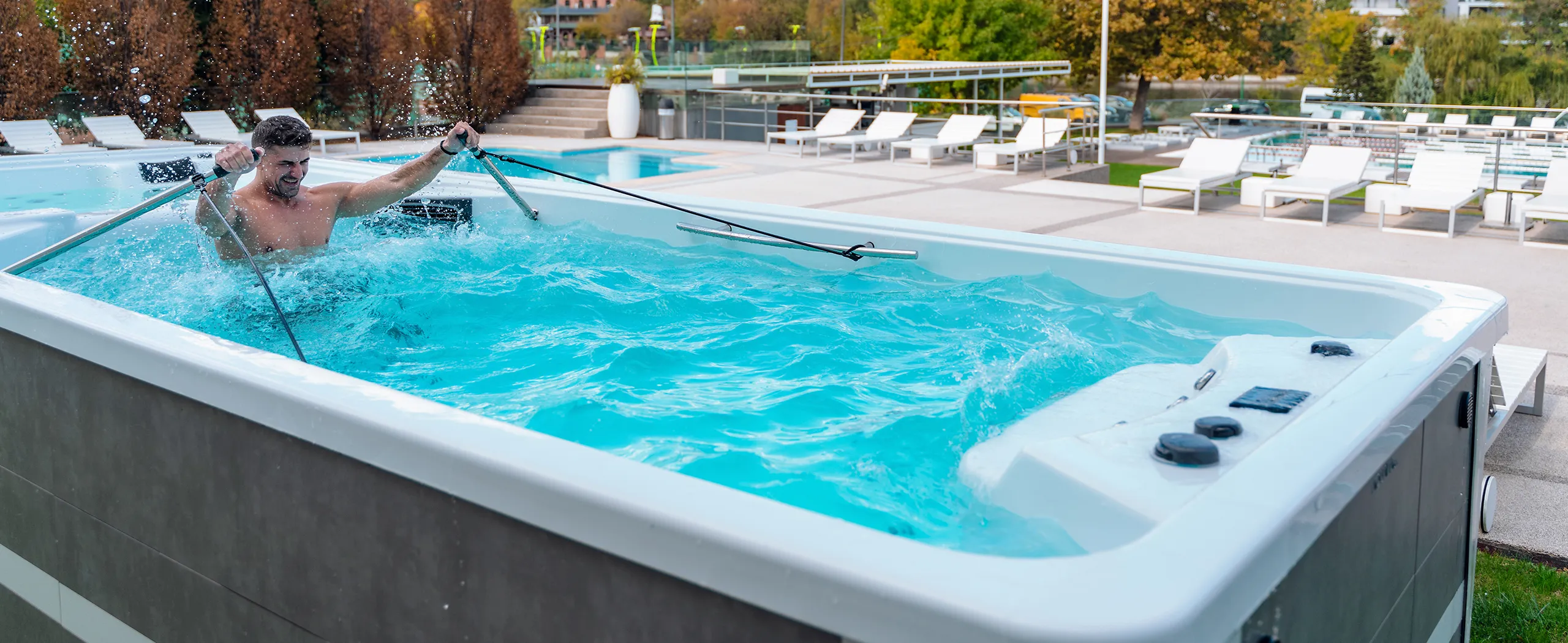 Proiectare și fabricare de Swimspas