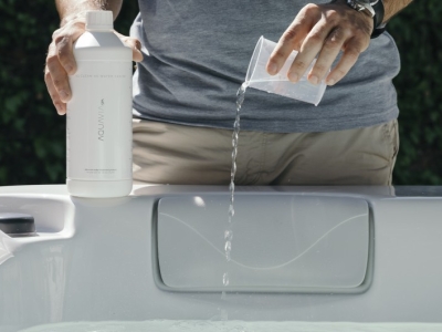Entretenir votre spa rigide extérieur : eau saine toute l’année