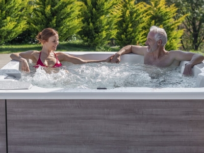 Comparație: Jacuzzi vs. Cadă cu hidromasaj