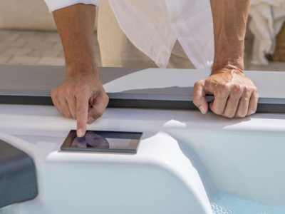 Tecnología Smart en tu spa: innovación y fácil mantenimiento.