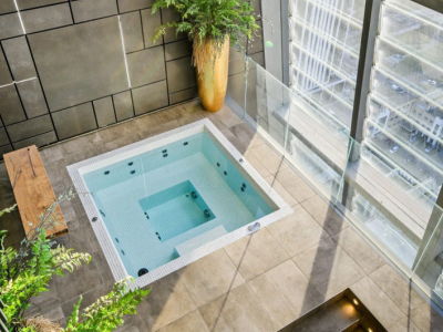 Spa med eller uden afdækning: hvilken installation skal man vælge?